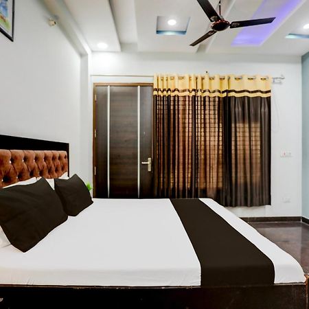 Hotel O Grand Epic Inn ノイダ エクステリア 写真